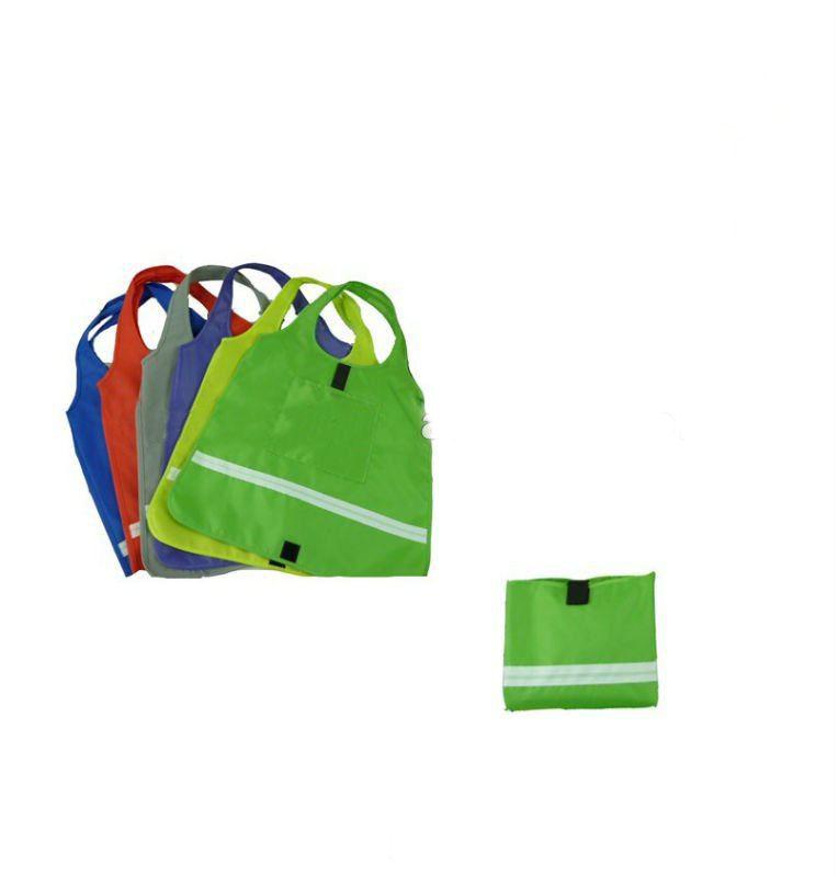 Vehicle traveling data recorder